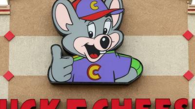 merry christmas from chuck e cheeses