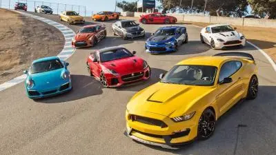 Motor Trend Channel - Picking the Car of the Year 2016